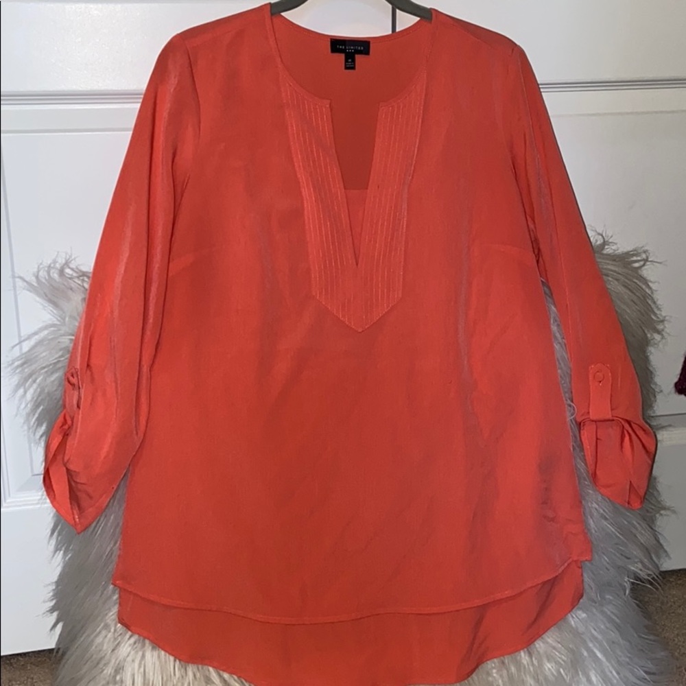 The Limited Ladies V-neck Blouse